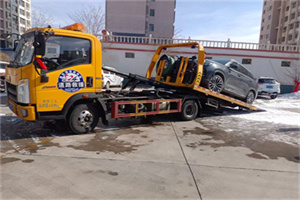 察哈尔右翼后旗救援拖车费用怎么算